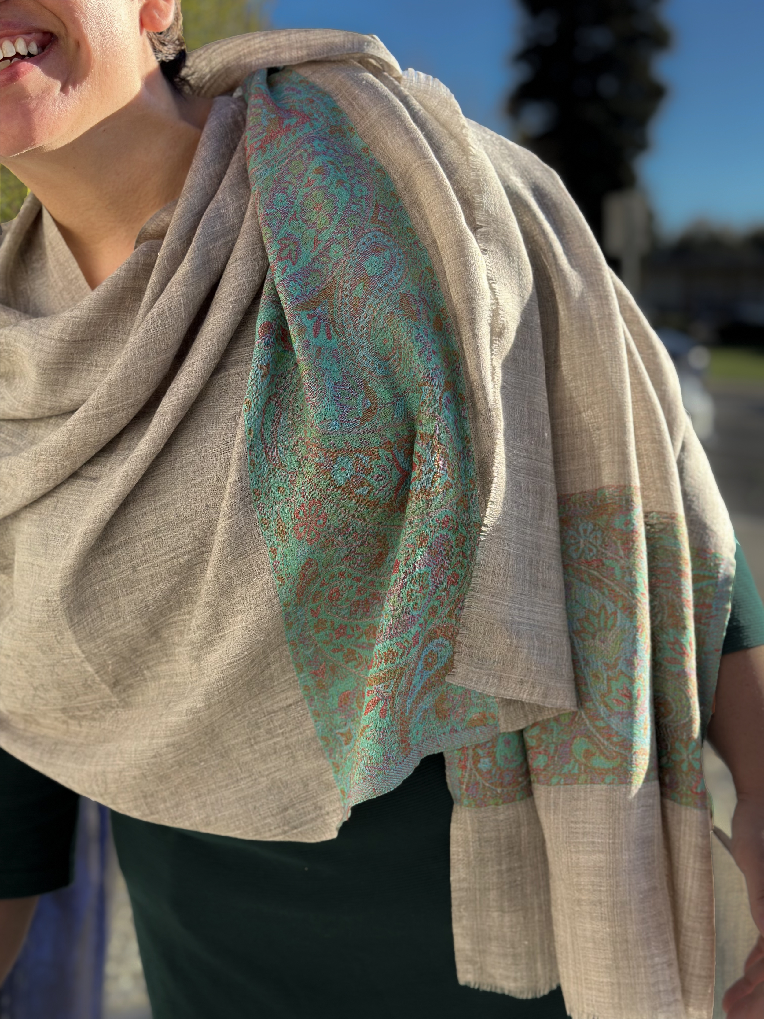 Super-Fine Genuine Cashmere Shawl with Paisley Edges