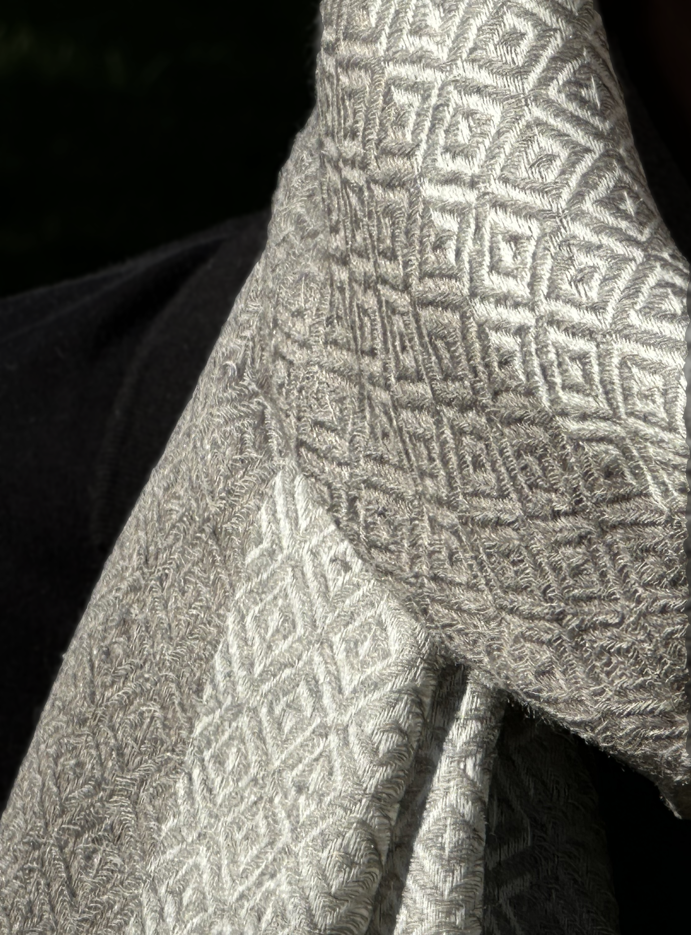 Super-Fine Genuine Cashmere Blend Diamond Weave Scarf