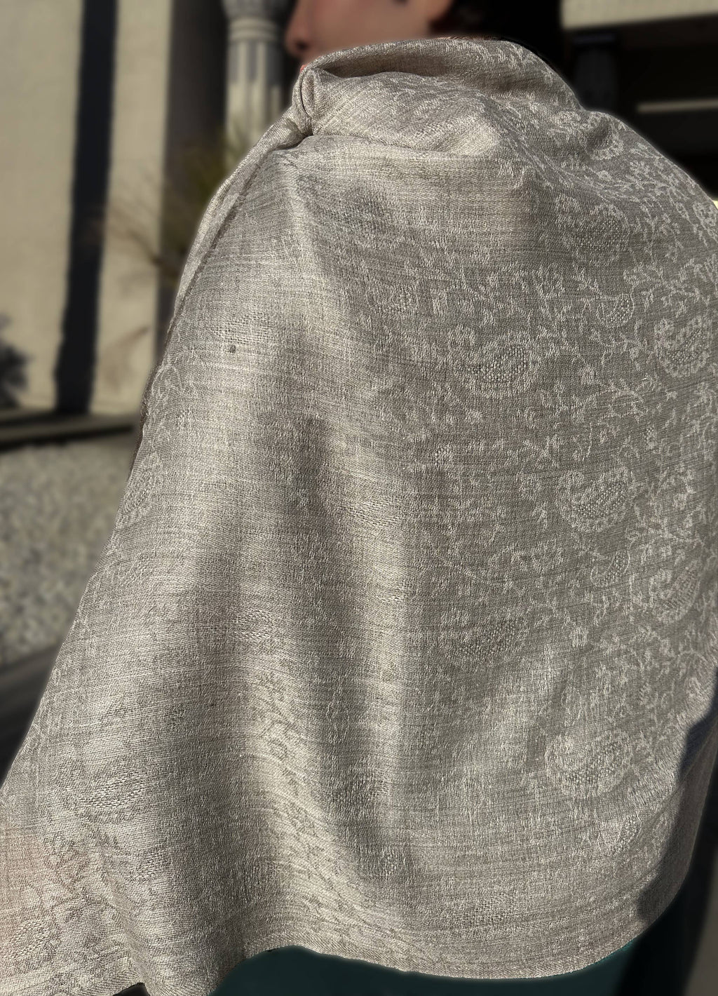 Super-Fine Genuine Cashmere Shawl with Paisley Edges